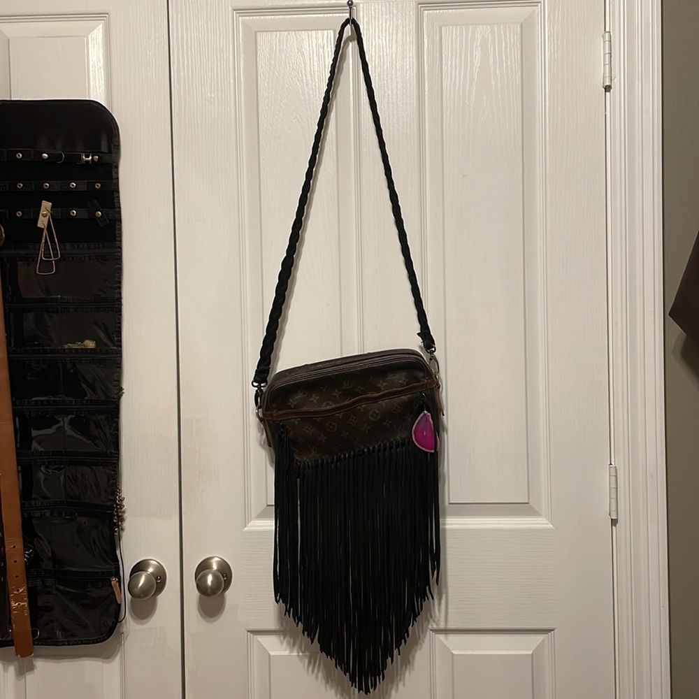 Authentic Louis Vuitton Vintage Boho - Picture 2 of 6